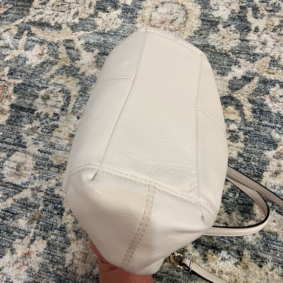 Coach purse/ like new - Picture 7 of 10